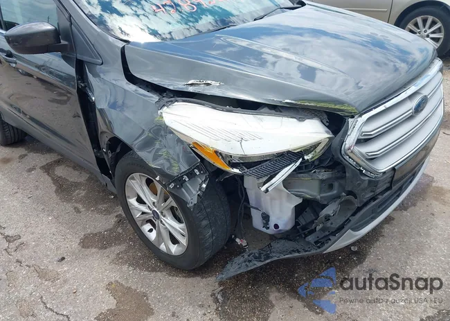 1FMCU0GD1JUA65617: 42895211