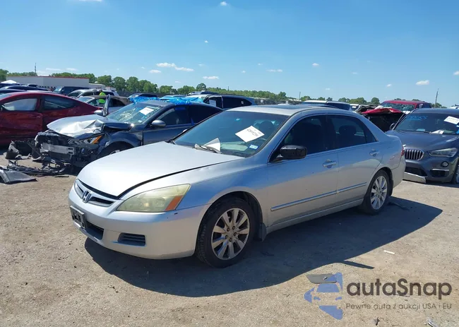 1HGCM66516A018325: 42895239