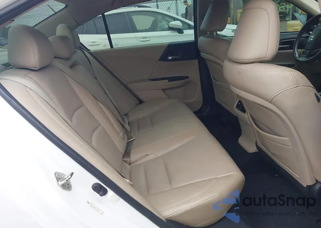 1HGCR3F88DA003389: 42895253