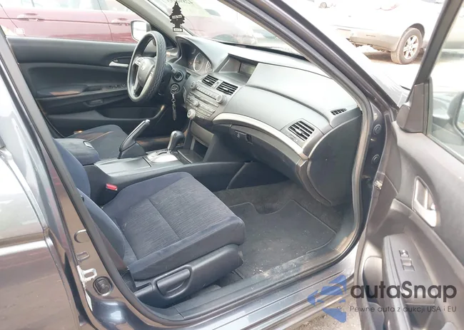 1HGCP2F34CA117019: 42894493