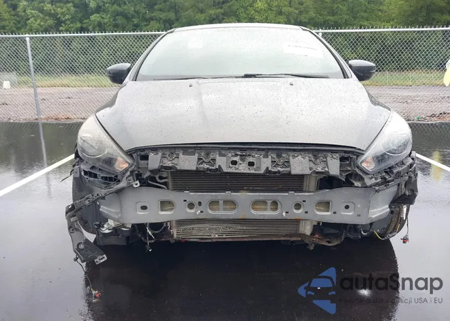 1FADP3L96JL215767: 42895996