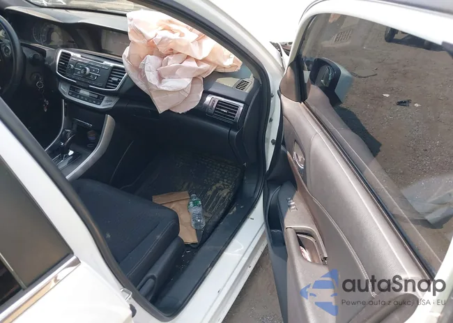 1HGCR2F54FA137660: 42896002