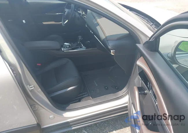 3MVDMBDM9RM675269: 42896036