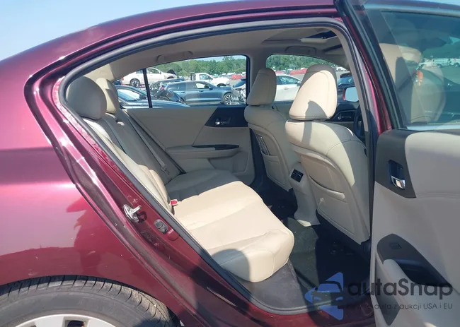 1HGCR3F86EA008589: 42896118