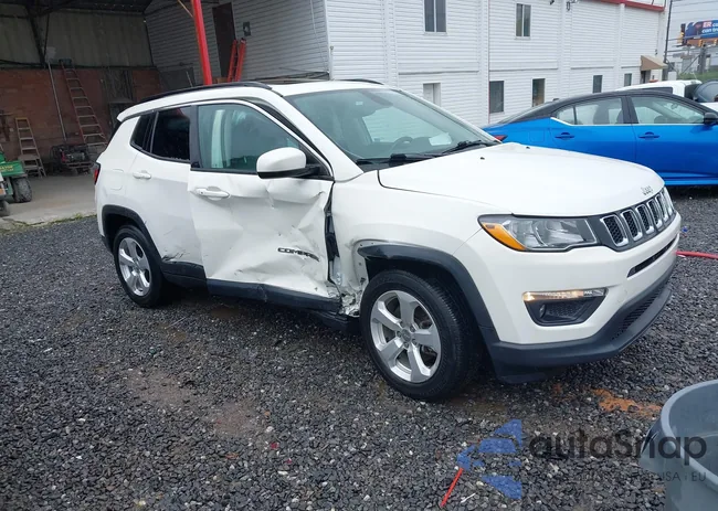 3C4NJCBB7JT228908: 42896124