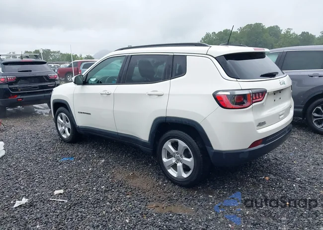 3C4NJCBB7JT228908: 42896124