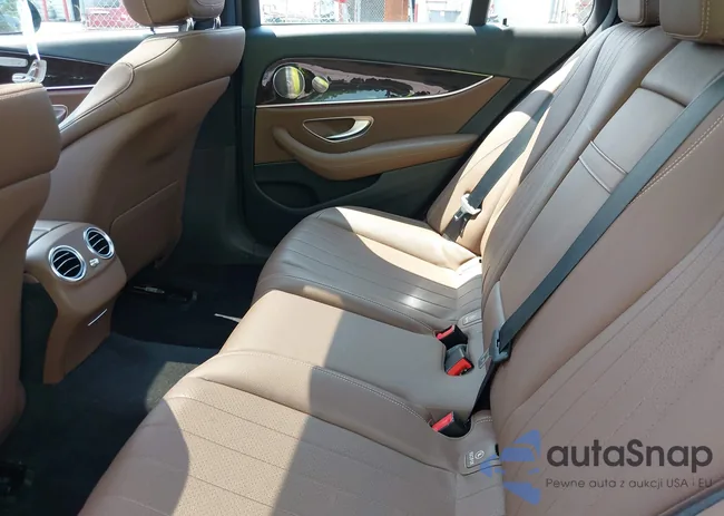 W1KZF8EB8MA946867: 42896175