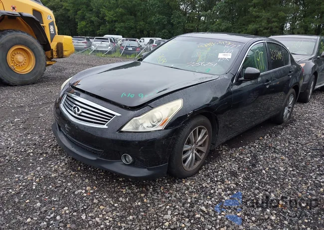 JN1CV6AR8BM350053: 42895313