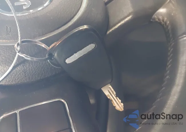 1C4NJRFB5GD758645: 42895341