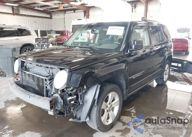 1C4NJRFB5GD758645: 42895341