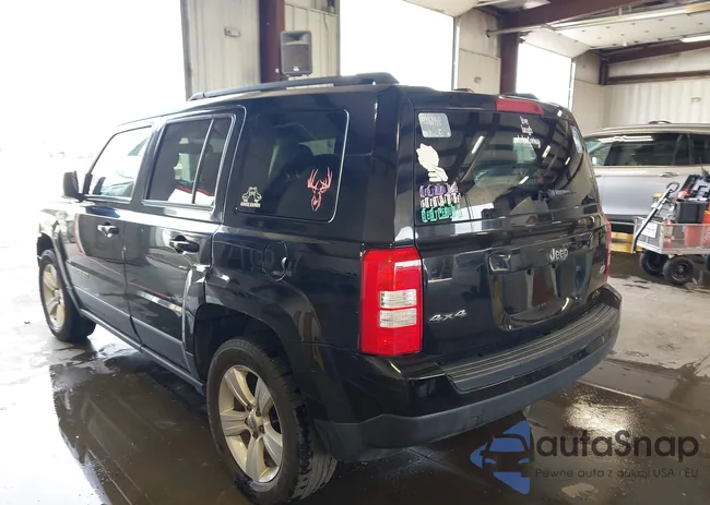 1C4NJRFB5GD758645: 42895341