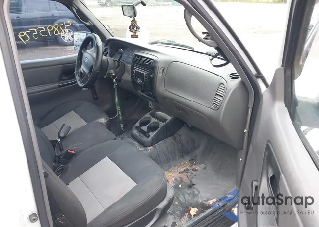 1FTYR10D43PB39948: 42895529