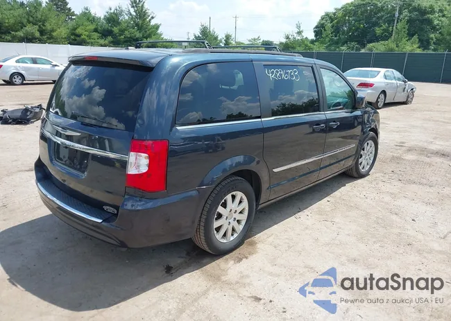 2C4RC1BG8DR743306: 42896733