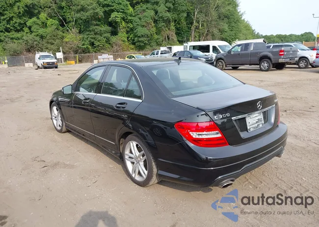 WDDGF8BB9CR234556: 42896811