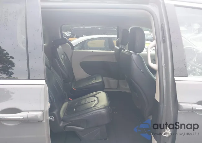 2C4RC1BG8MR533059: 42896870