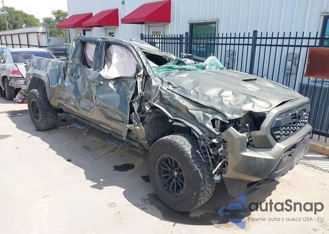 3TYLB5JN4RT054446: 42897140