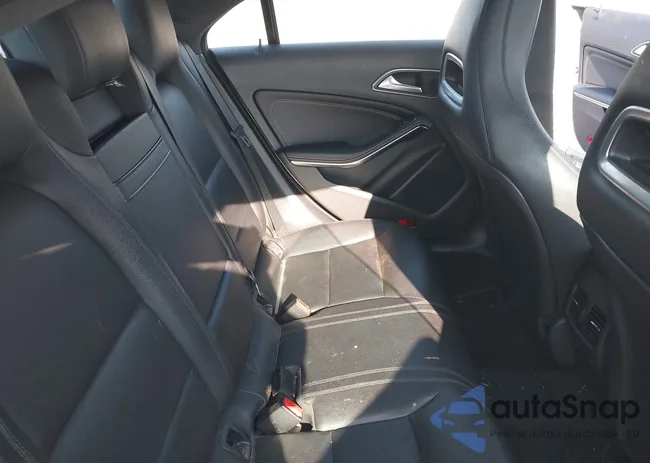 WDDSJ4EB8FN266956: 42897227