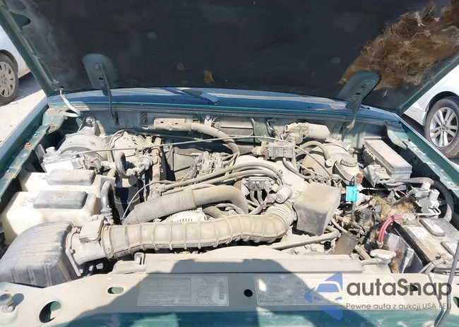 1FTYR14V5XPB08961: 42897272