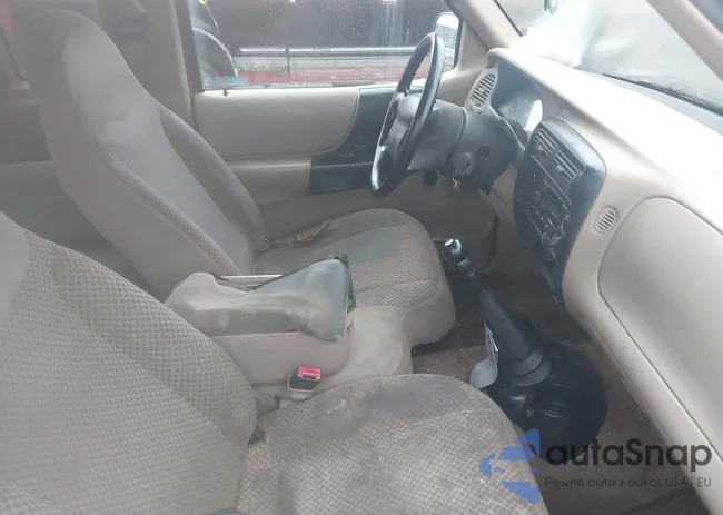 1FTYR14C8WPB19644: 42896331