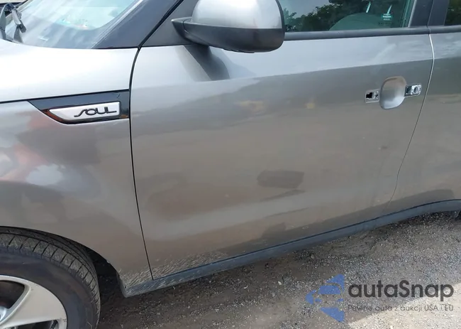 KNDJN2A27G7306552: 42896375