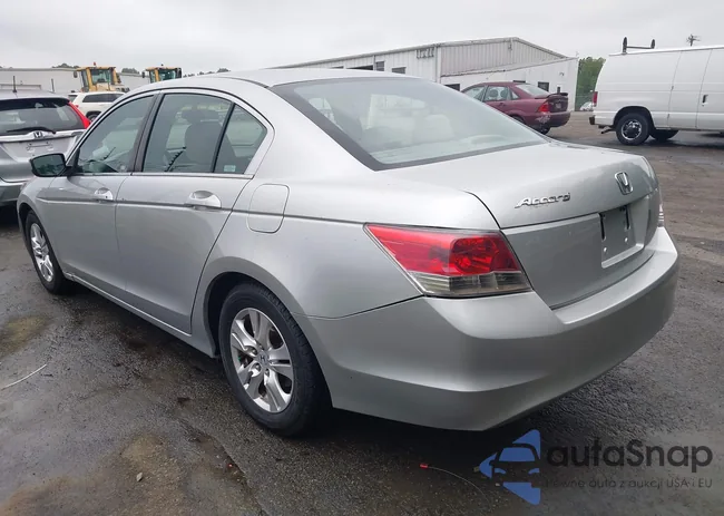 1HGCP264X8A058753: 42896431