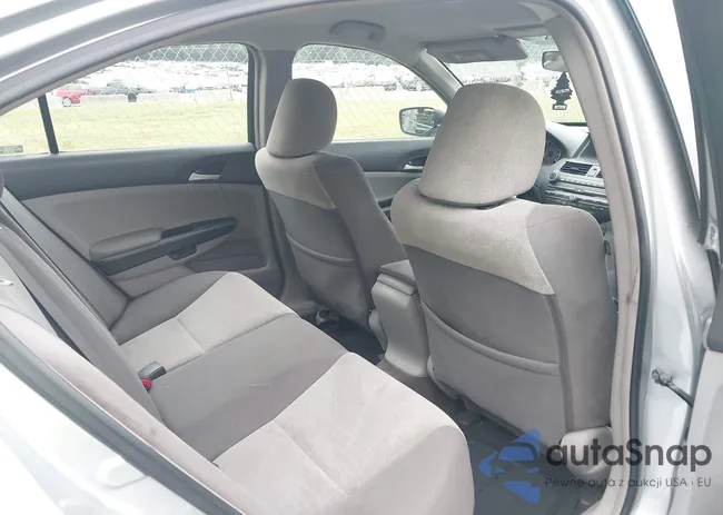 1HGCP264X8A058753: 42896431