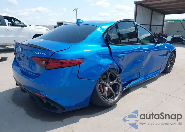 ZARFAMEV2K7606080: 42896451