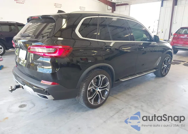 5UXCR6C56KLL40721: 42897773