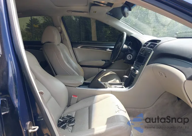 19UUA66287A006614: 42898006