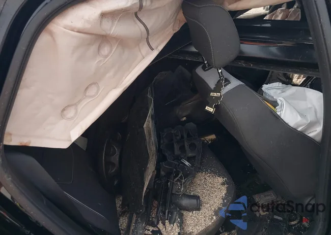 1FADP3L9XJL319162: 42898142