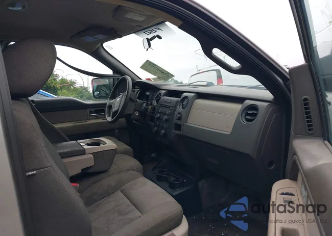 1FTRF14W49KB67005: 42898161