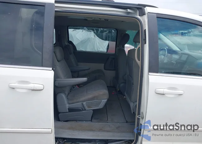 2A8HR54P68R783252: 42898278