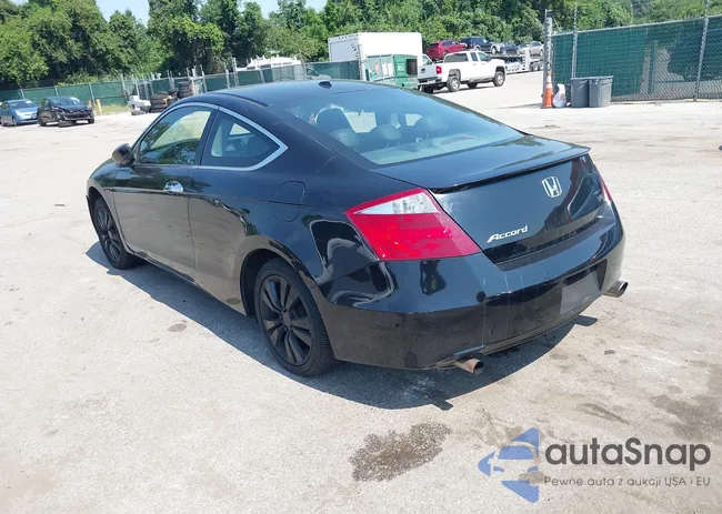 1HGCS21879A005647: 42897402