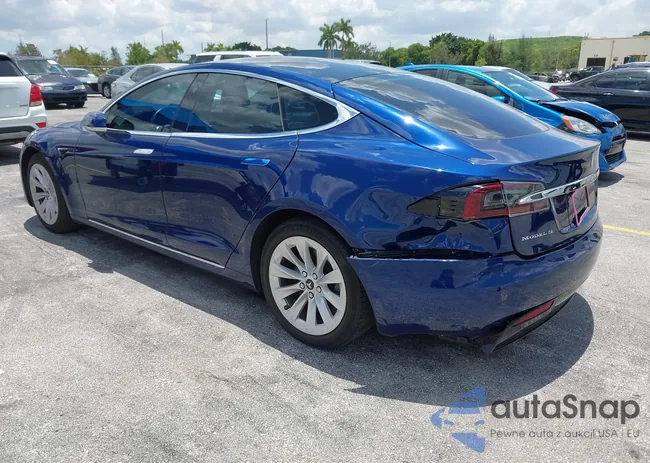 5YJSA1E11HF209385: 42897511