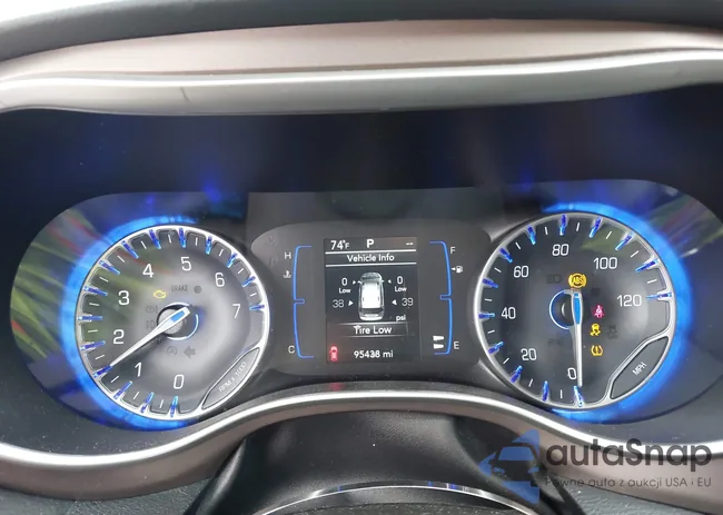 2C4RC1DG0MR547681: 42897601