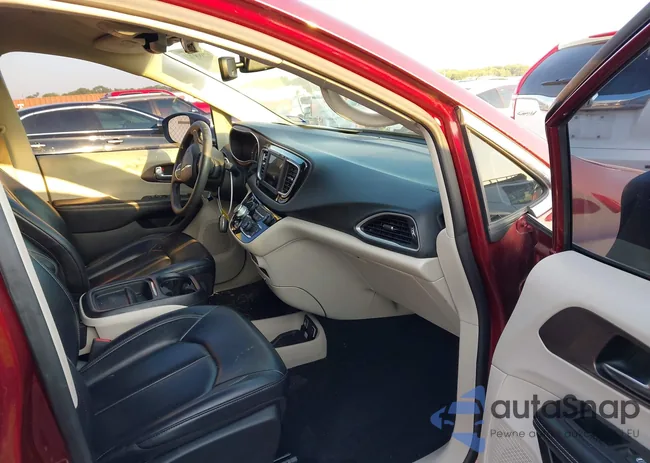 2C4RC1DG5MR520945: 42898761