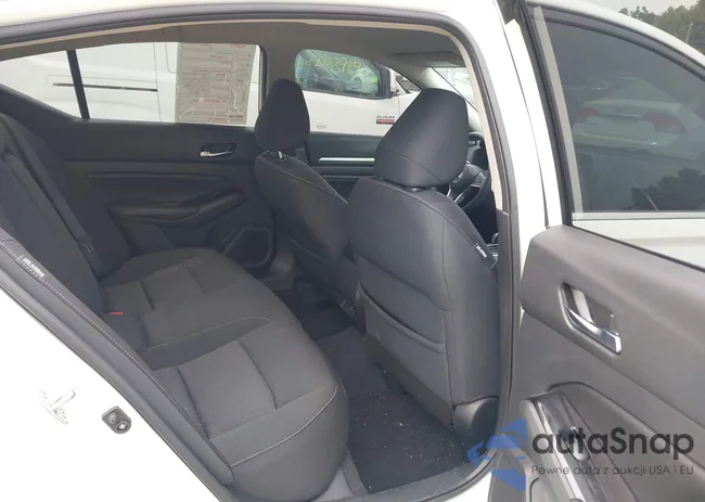 1N4BL4DW6MN330973: 42898904