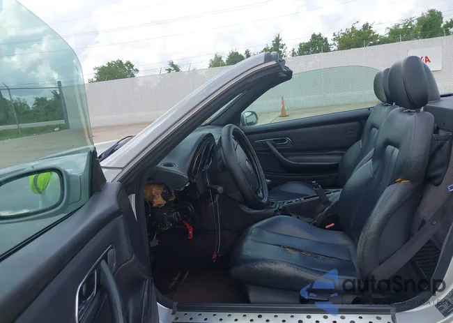 WDBKK47F1XF098157: 42898985