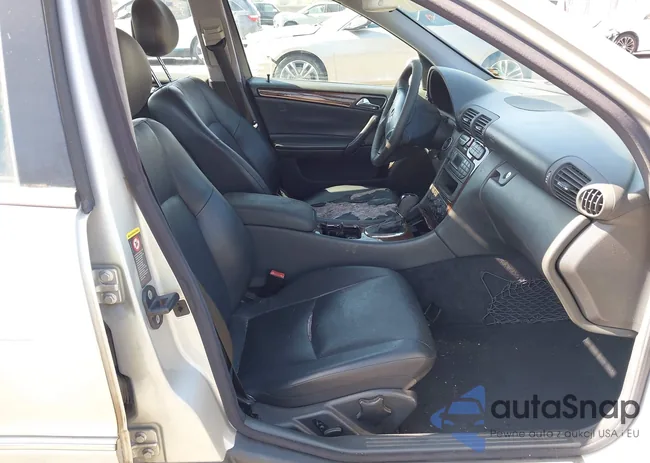 WDBRF61J13A480675: 42899024