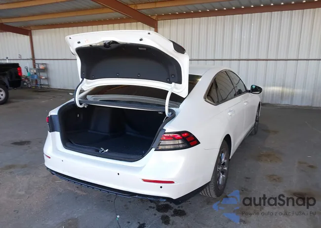 1HGCY2F60RA055389: 42899230