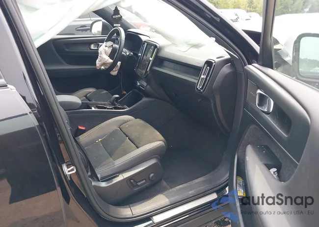 YV4ED3UM1P2035893: 42898331