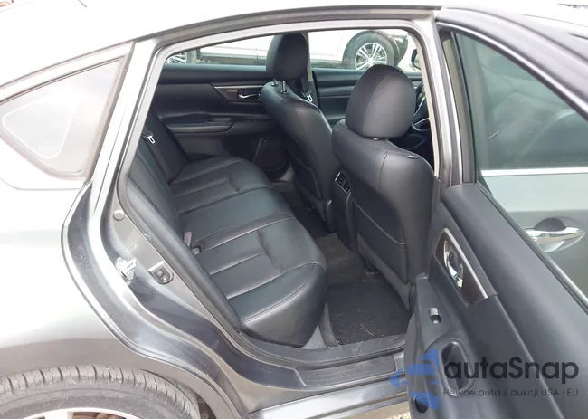 1N4BL3AP5FC218784: 42898363