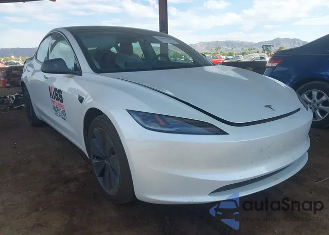 5YJ3E1EA1RF861434: 42898480