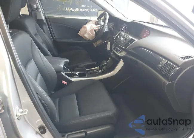 1HGCR2F53EA014575: 42898598