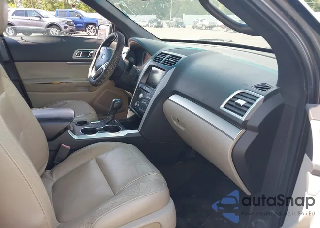 1FM5K7D81FGA93745: 42898606