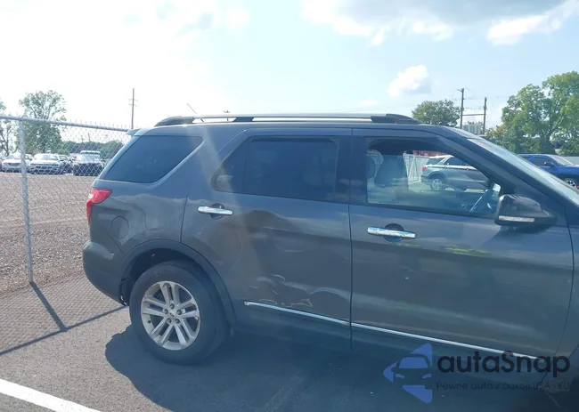 1FM5K7D81FGA93745: 42898606