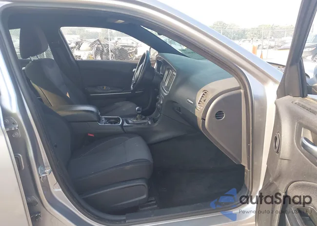 2C3CDXBG4FH836584: 42899811