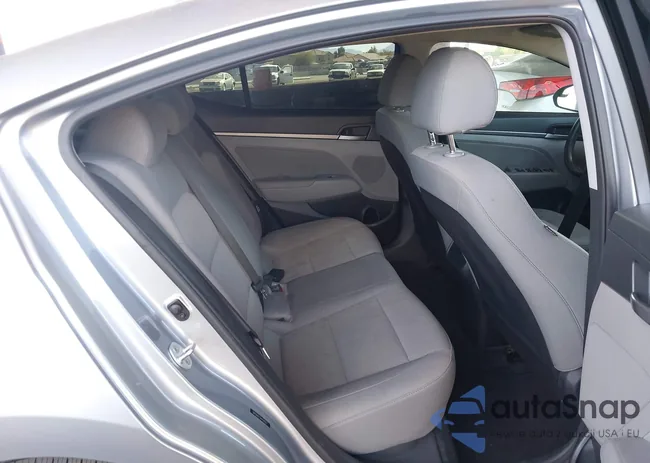 5NPD84LF0HH140517: 42899885