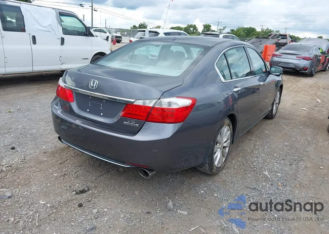 1HGCR3F93DA029911: 42899966