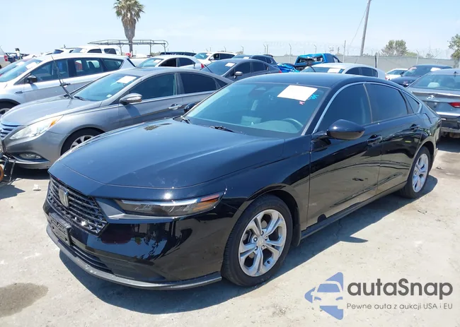 1HGCY1F22RA011210: 42900033